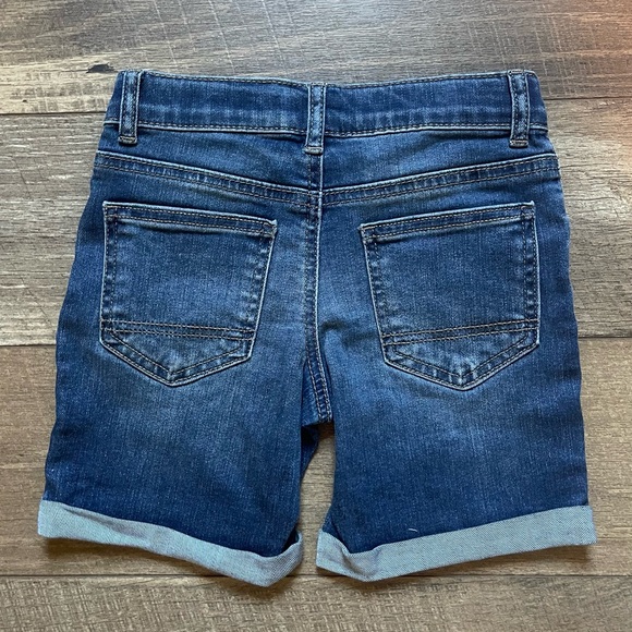 NWT Cat & Jack Girls Jean Shorts Sz 5T - Picture 2 of 3